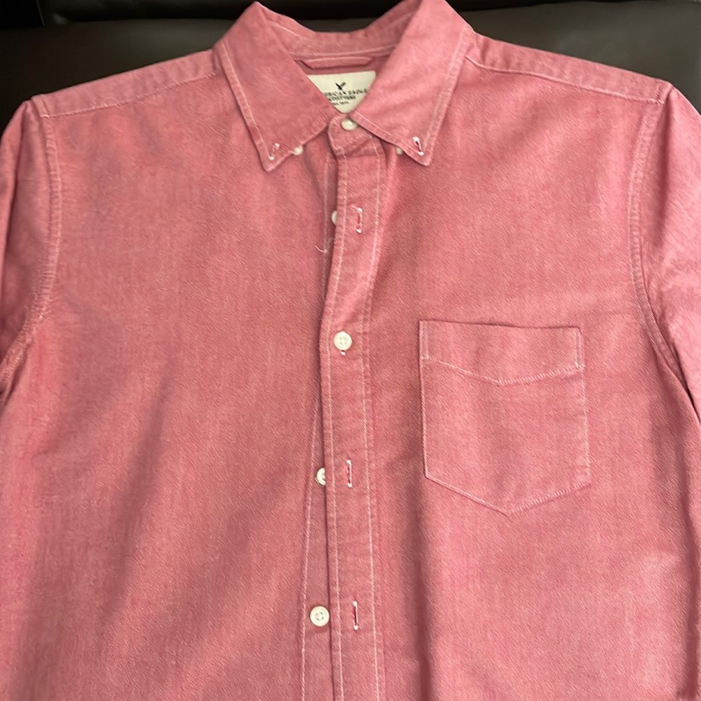 American Eagle Button Up